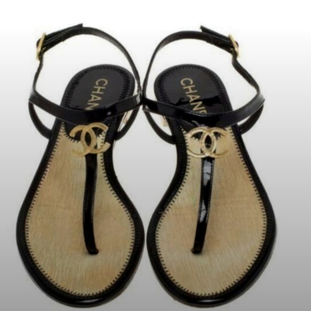Chanel Black Patent CC Logo T Strap Thong Sandals